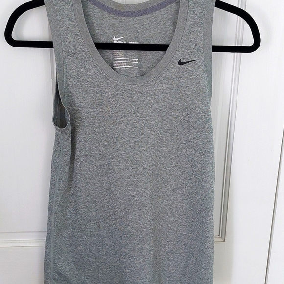 🔴Buy 2 - Get 1 -- Nike Dri-Fit Men's Tank, Heather Gray - Picture 1 of 6